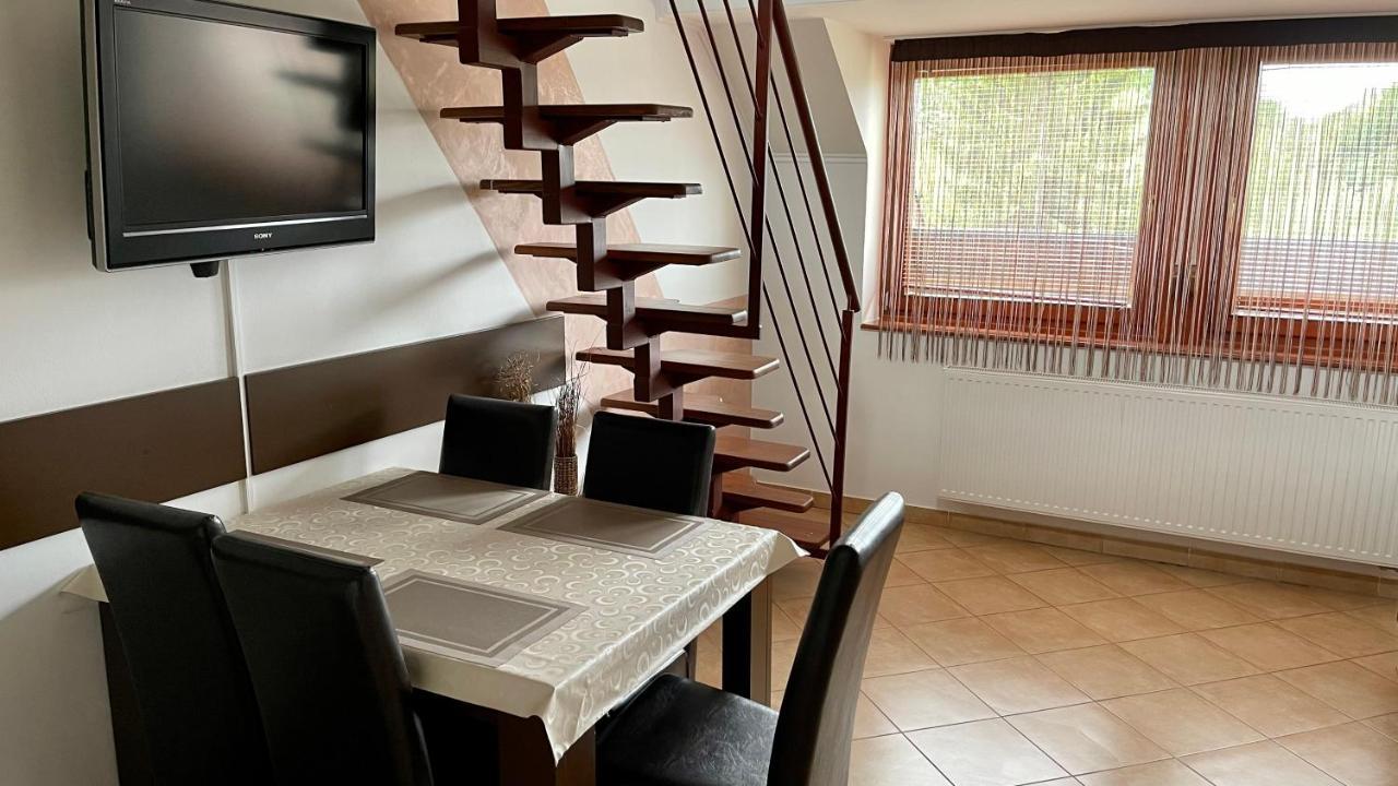 Gyula Var Panorama Apartman Exterior photo